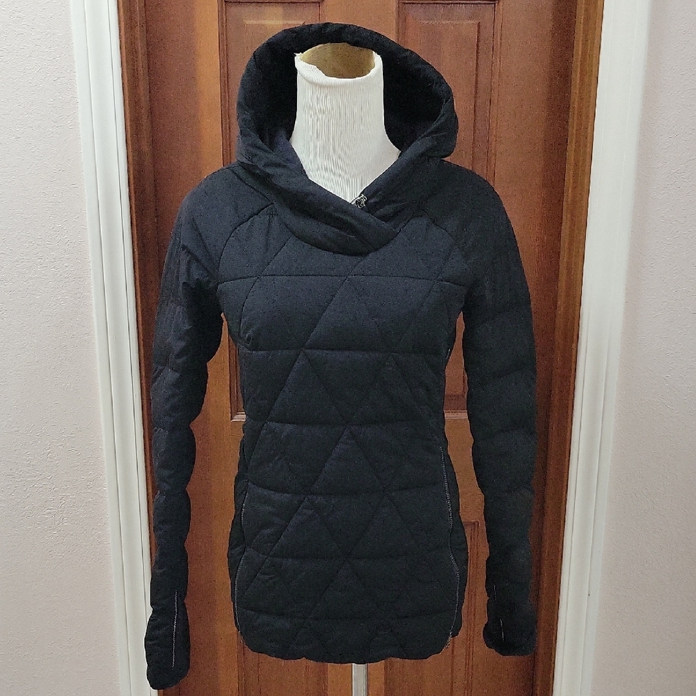 Lululemon Women's Black Quilted Down Pullover Jacket